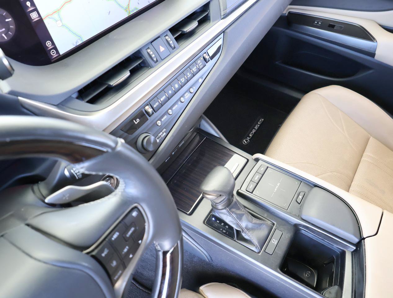 Used 2019 Lexus ES 350 w/ Accessory Package 2 FWD image 39