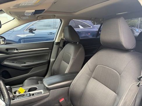 Used 2019 Nissan Altima 2.5 SV FWD image 5