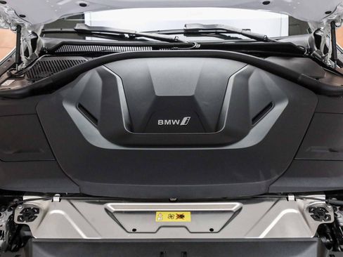 Certified 2023 BMW i4 eDrive35 w/ Premium Package image 28