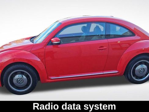 Used 2014 Volkswagen Beetle 2.5 image 5
