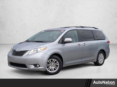 Used 2014 Toyota Sienna XLE