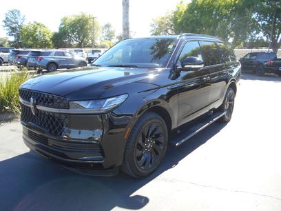 Used 2026 Lincoln Navigator Reserve w/ Jet Appearance Package