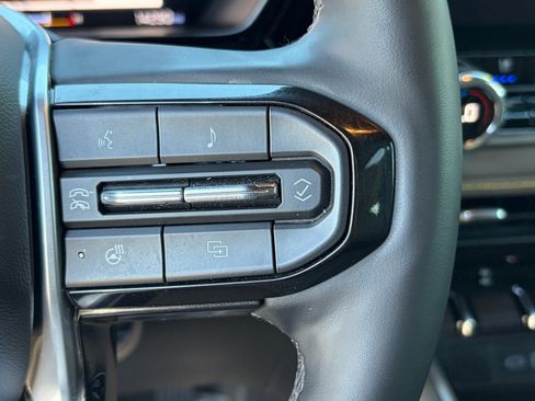 Used 2025 Chevrolet Colorado ZR2 image 22