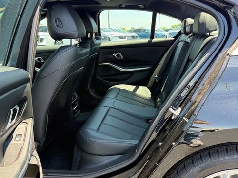 Used 2025 BMW 330i Sedan RWD image 11