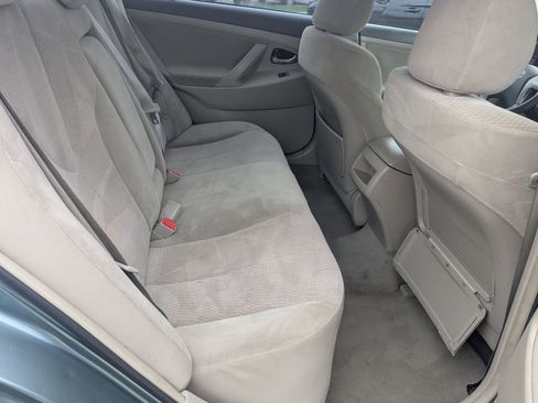 Used 2010 Toyota Camry SE image 27
