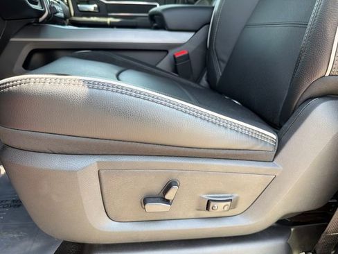New 2026 RAM 4500 4x4 Crew Cab DRW w/ Laramie Trim Package image 14