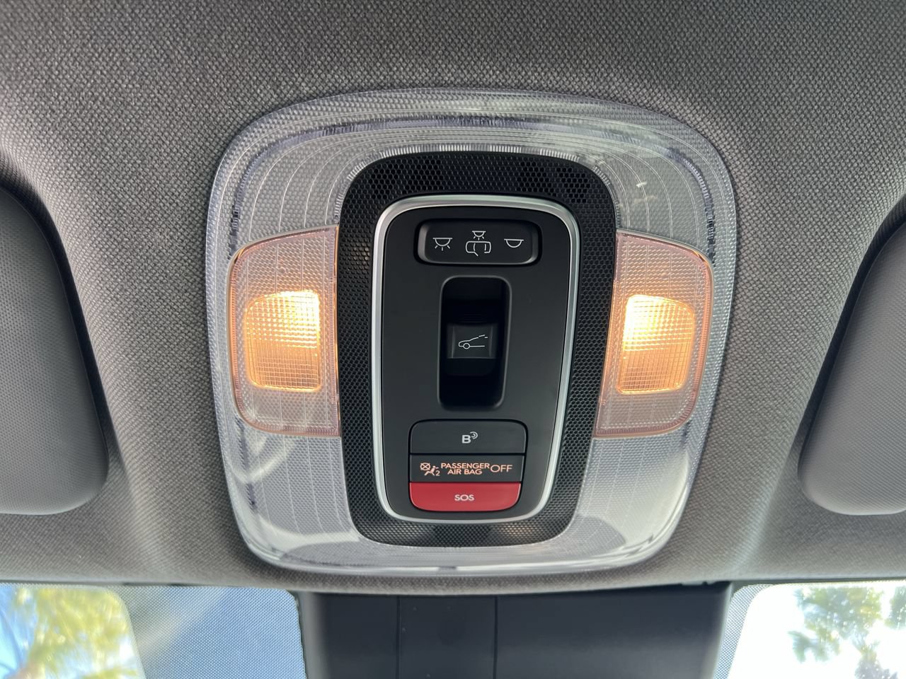 Used 2024 Hyundai Elantra SEL w/ Convenience Package FWD image 29
