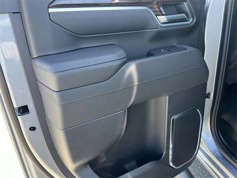 New 2026 GMC Sierra 2500 SLE w/ SLE Value Package; image 25