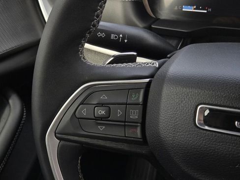 Used 2024 Jeep Grand Cherokee L Altitude image 29