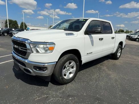 Used 2023 RAM 1500 Big Horn AWD/4WD image 4