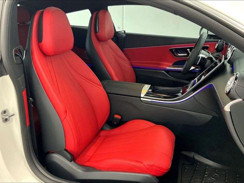 Used 2026 Mercedes-Benz CLE 300 4MATIC Coupe image 8