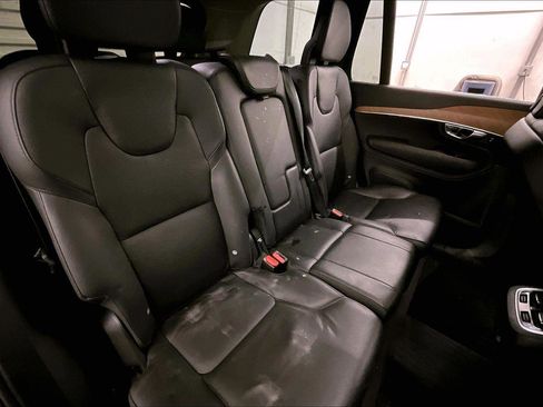 Used 2022 Volvo XC90 T6 Momentum w/ Advanced Package image 26