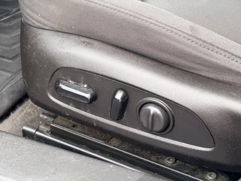 Used 2016 Chevrolet Malibu LT image 6