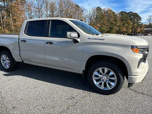 New 2026 Chevrolet Silverado 1500 Custom image 3