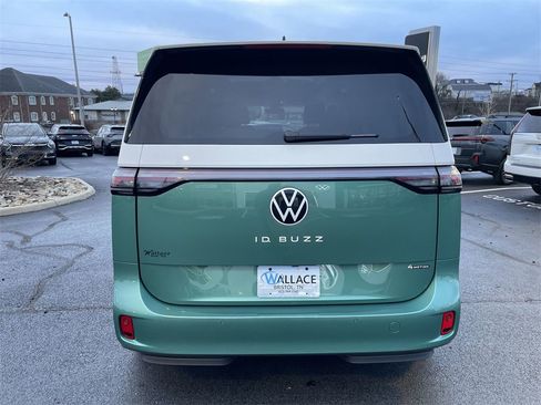 Used 2025 Volkswagen ID. Buzz 1st Edition image 5
