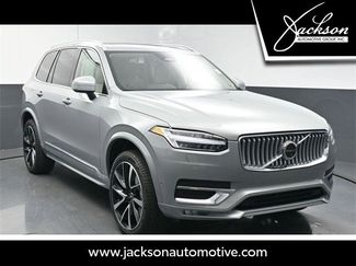 New 2025 Volvo XC90 B5 Plus w/ Protection Package Premier video 1