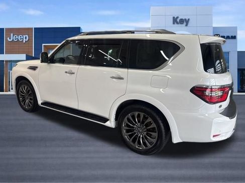 Used 2023 Nissan Armada Platinum w/ Captain's Chairs Package AWD/4WD image 4