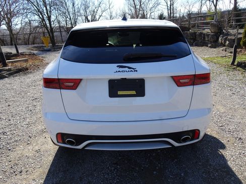 New 2024 Jaguar E-PACE R-Dynamic SE image 11