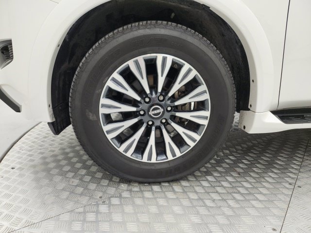 Used 2024 Nissan Armada SL w/ Midnight Edition Package RWD image 9