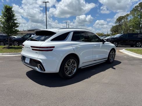 Used 2025 Genesis GV70 2.5T w/ Advanced Package AWD/4WD image 5