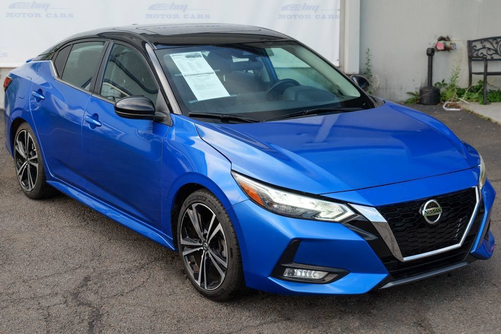 Used 2023 Nissan Sentra SR w/ SR Premium Package FWD image 10