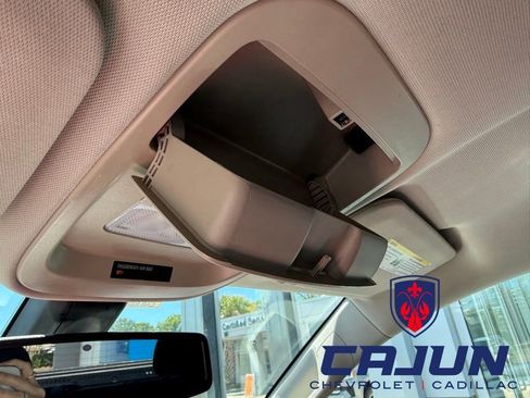 Used 2017 GMC Canyon SLE RWD image 13
