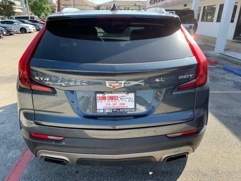 Used 2019 Cadillac XT4 Premium Luxury w/ Driver Assist Package FWD image 3