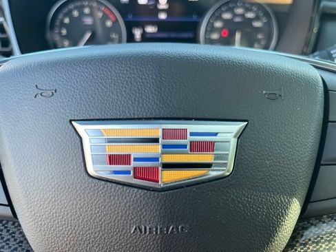 Used 2025 Cadillac XT5 Sportv w/ Technology Package AWD/4WD image 46