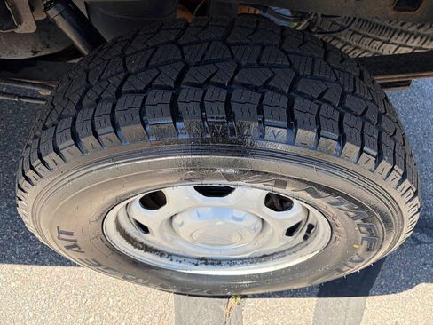 Used 2013 Ford F150 XL w/ Mid Equipment Group AWD/4WD image 9