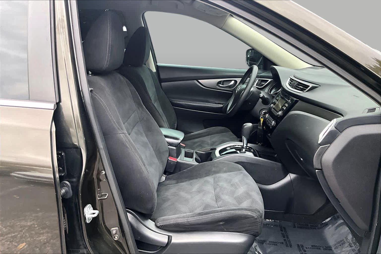 Used 2016 Nissan Rogue S AWD/4WD image 8