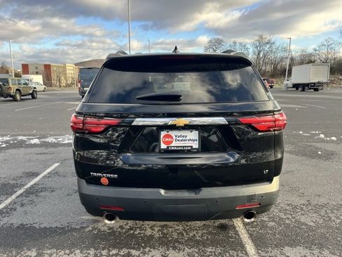 Used 2022 Chevrolet Traverse LT image 6