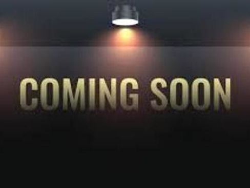 Certified 2024 Ford Explorer XLT w/ Equipment Group 202A image 1