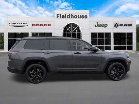 Used 2023 Jeep Grand Cherokee L Laredo image 11