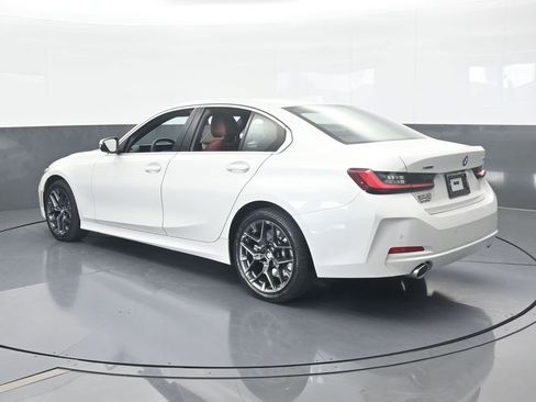 Used 2025 BMW 330i xDrive Sedan image 9