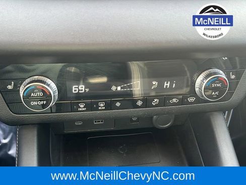 Used 2022 Mitsubishi Outlander SE image 19