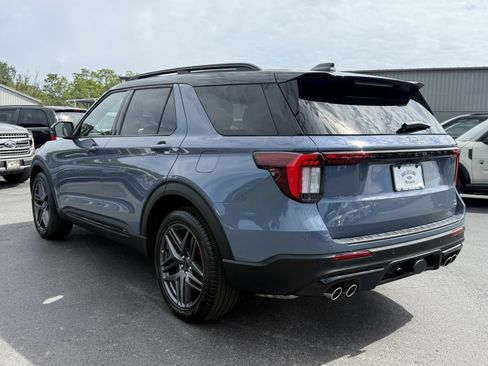 Certified 2025 Ford Explorer ST w/ Sun And Sound Package AWD/4WD image 10