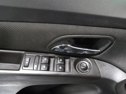 Used 2016 Chevrolet Cruze LT FWD image 6