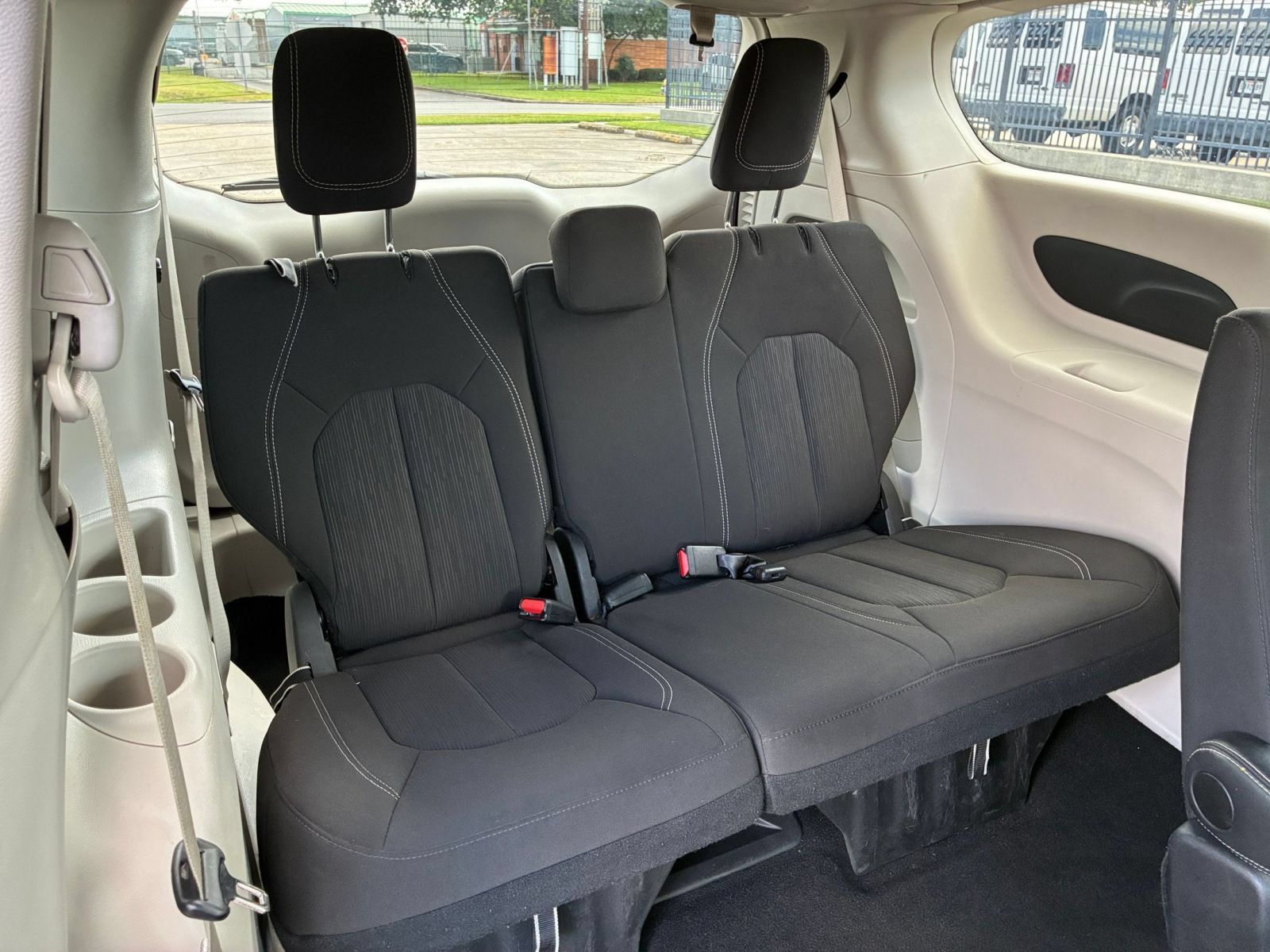 Used 2024 Chrysler Voyager LX FWD image 29
