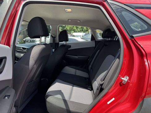 Used 2019 Hyundai Kona SE AWD/4WD image 9