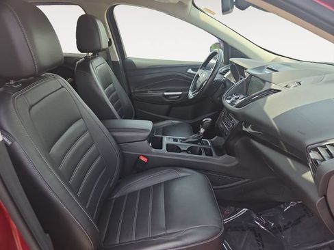 Used 2017 Ford Escape Titanium AWD/4WD image 15