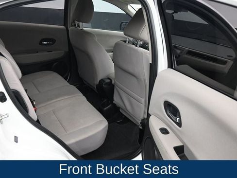 Used 2016 Honda HR-V LX image 18