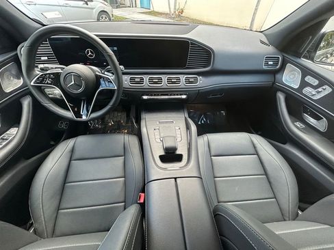Used 2025 Mercedes-Benz GLE 450e 4MATIC image 10