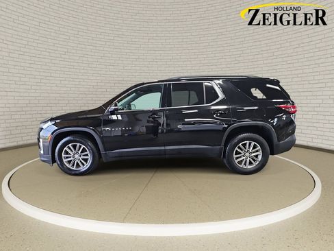 Used 2023 Chevrolet Traverse LT AWD/4WD image 8