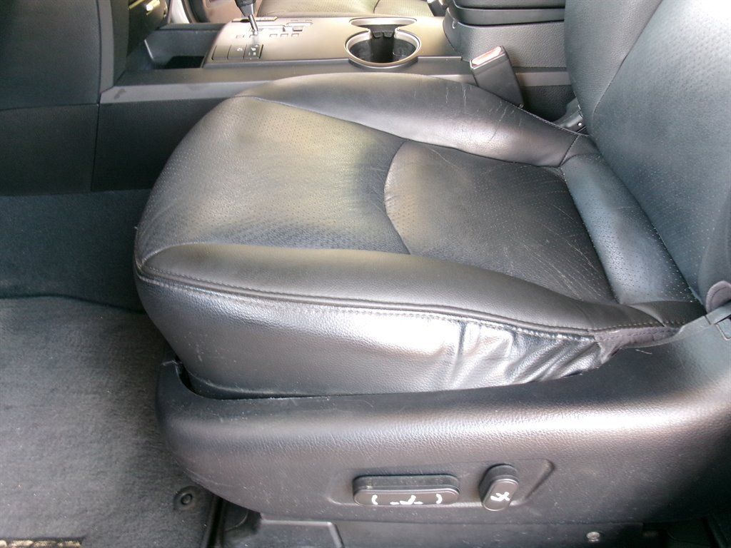 Used 2009 Kia Borrego EX w/ Premium Pkg RWD image 12