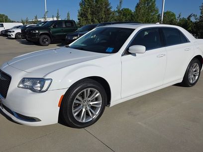 Used 2019 Chrysler 300 Touring w/ Quick Order Package 2EF