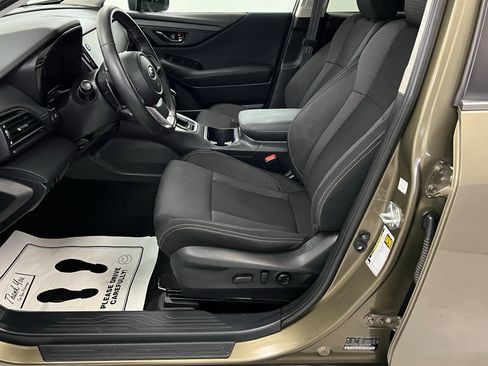 Used 2022 Subaru Outback Premium image 18