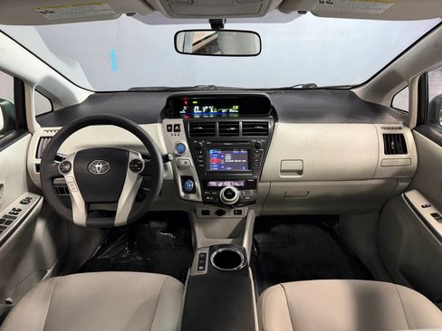 Used 2012 Toyota Prius V Two FWD image 9