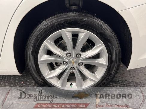 Used 2024 Chevrolet Malibu LT FWD image 23
