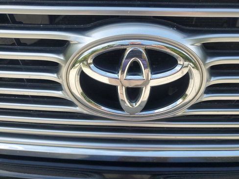 Used 2011 Toyota Tundra Limited image 11