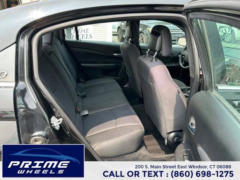 Used 2013 Chrysler 200 LX image 9